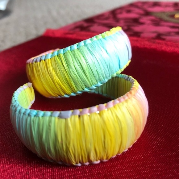 Colorful round earring - Picture 5 of 7